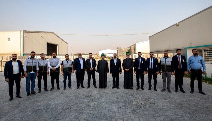 تقرير مصور/ نائب الأمين العام للعتبة الحسينية يزور بمعية أعضاء مجلس الإدارة المدينة الصناعية في كربلاء