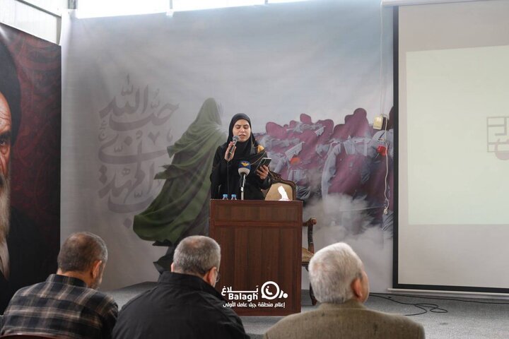 افتتاح معرض "محط رحال العاشقين" في مرقد الشهيد الهاشمي في دير قانون النهر