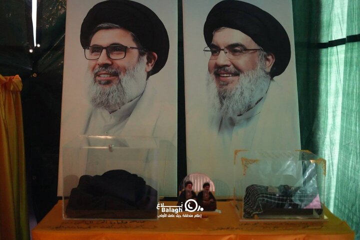 افتتاح معرض "محط رحال العاشقين" في مرقد الشهيد الهاشمي في دير قانون النهر