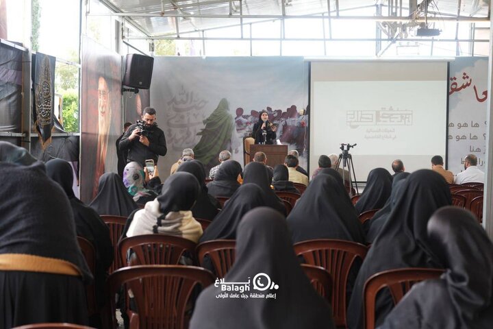 افتتاح معرض "محط رحال العاشقين" في مرقد الشهيد الهاشمي في دير قانون النهر