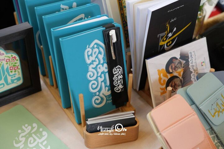 افتتاح معرض "محط رحال العاشقين" في مرقد الشهيد الهاشمي في دير قانون النهر