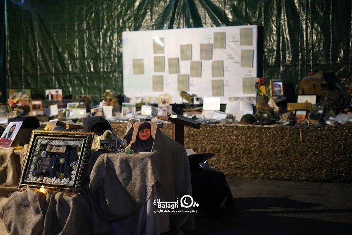 افتتاح معرض "محط رحال العاشقين" في مرقد الشهيد الهاشمي في دير قانون النهر