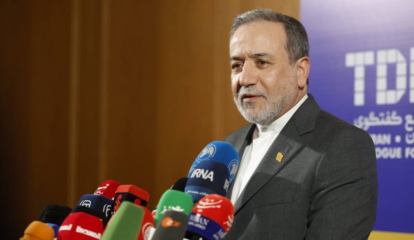 ईरान की दो टूक, डिप्लोमैसी का स्वागत, धमकी के आगे नहीं झुकेंगे 