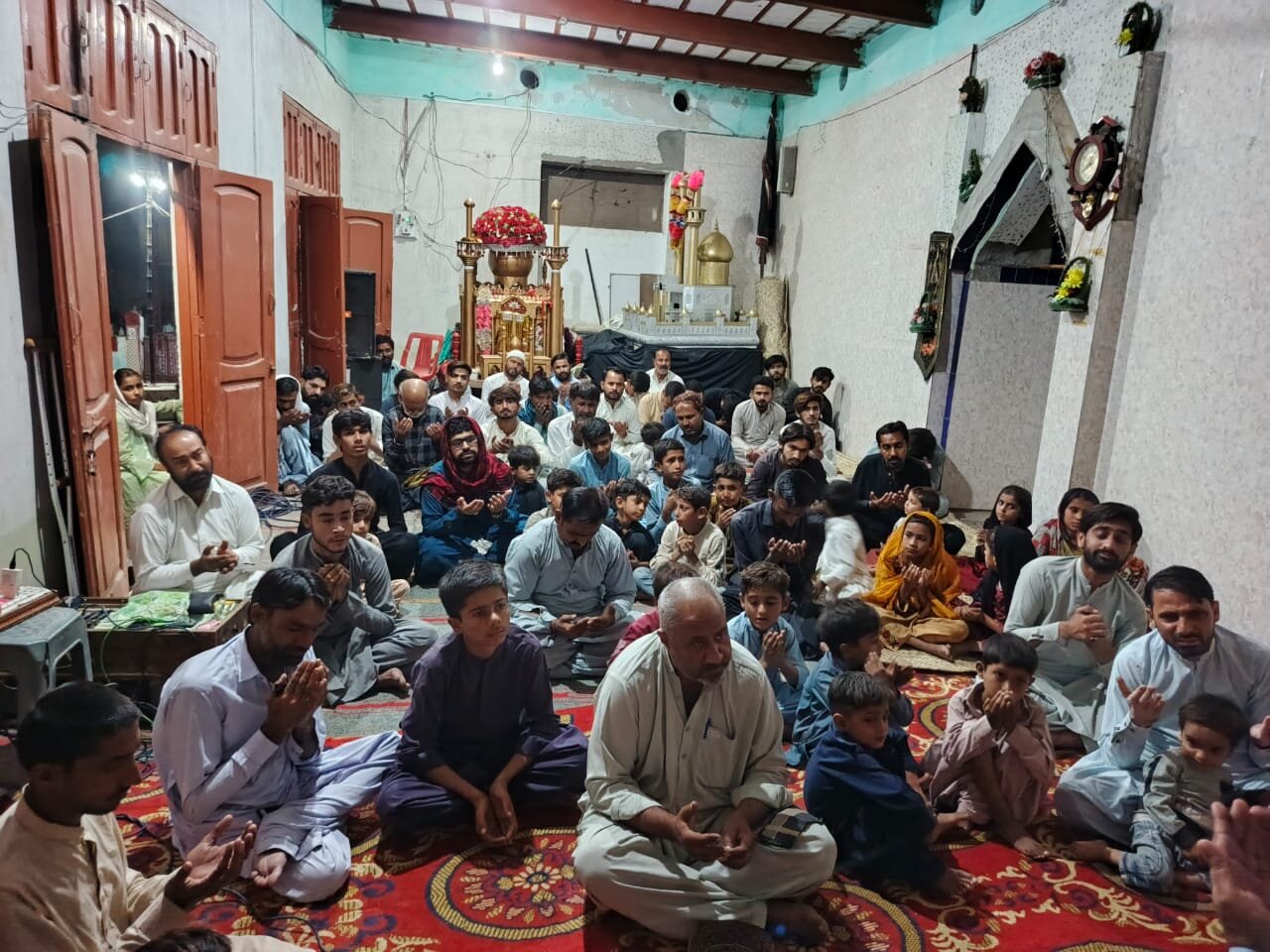 سیدۂ کائناتؑ اسوۂ کاملہ ہیں، مغربی یلغار کا مقابلہ اسوۂ فاطمیؑ سے ممکن ہے، علامہ مقصود علی ڈومکی