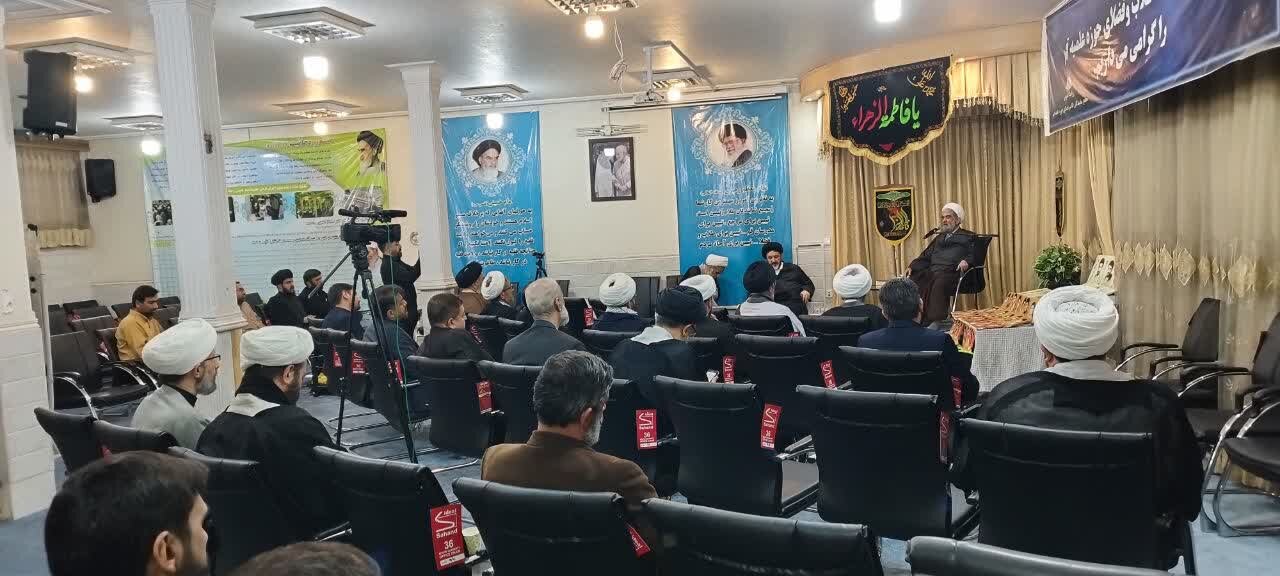 رونمایی از ۴۴ جلد کتاب حوزه شهادت در قم/ مجموعه «یاران شهریار» و دیگر آثار دفاع مقدس رونمایی شد