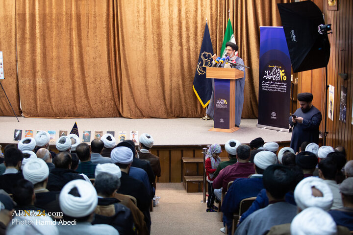 Photos: Unveiling ceremony for 40 volumes published by Development Task Group held in Qom