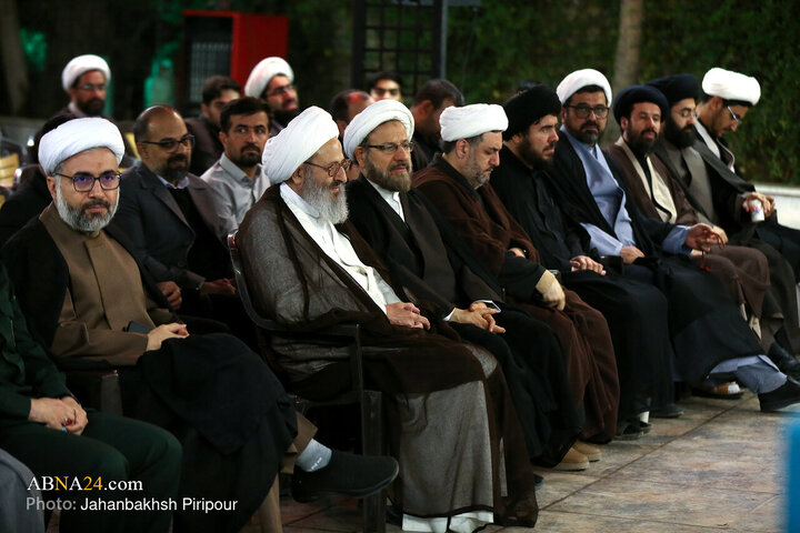 نمایشگاه بصیرت فاطمی در قم