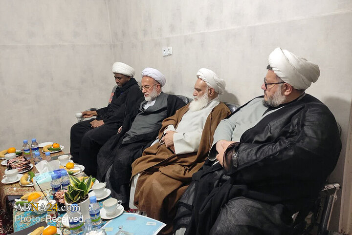 بازدید نماینده ولی‌فقیه در قاره آفریقا از مؤسسه آوای توحید در قم