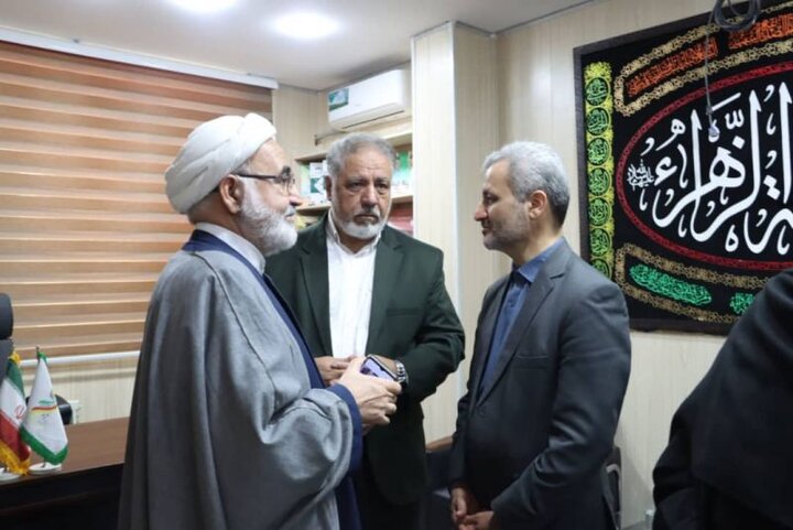 آبشار عاطفه‌ها؛ الگویی موفق از مدیریت اجتماعی و شبکه‌سازی گسترده