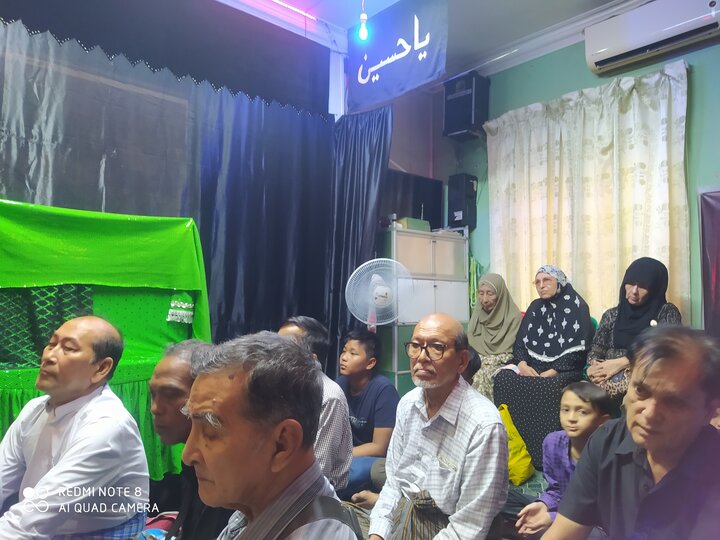 မြန်မာနိုင်ငံလုံးဆိုင်ရာ ရှီအဟ် မွတ်စလင်မ် အဖွဲ့ချုပ် မှ ညောင်လေးပင် မြို့ ရှိ မိသားစု အေမာမ်ဘာရာ တွင် သခင်မကြီး ဇဲဟ်ရာ (စ.အ) ၏ ရှဟာဒသ် မဂျ်လစ် ပြုလုပ်  ။ Photos