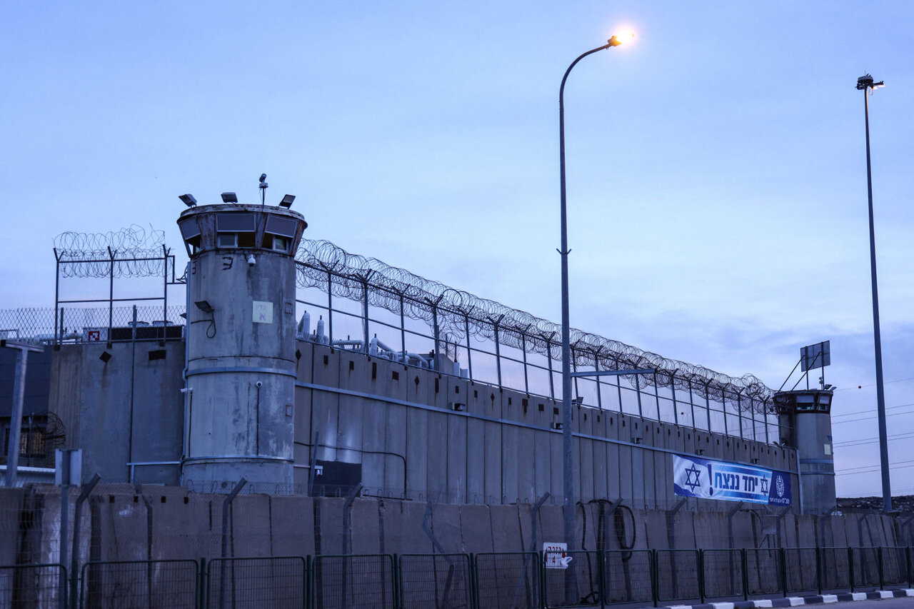 Hamas receives list of around 1,500 Gazan detainees held by Israel