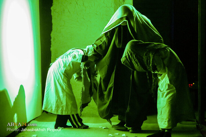 Photos: "Fatemi Insight" exhibition in Qom