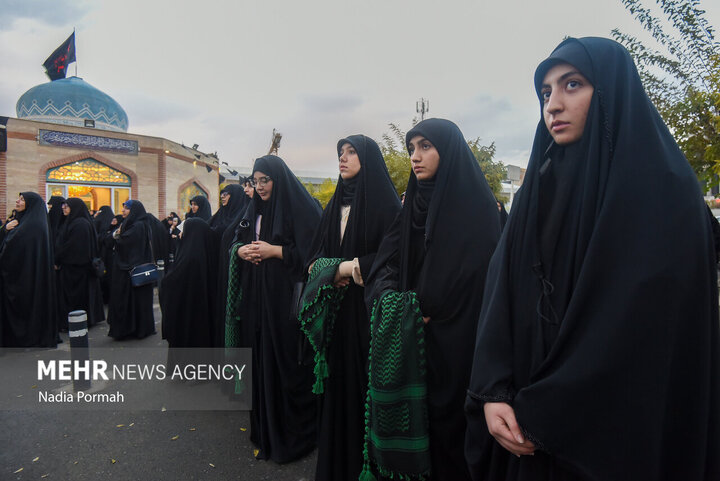 Photos: Funeral of 10 unidentified martyrs in Iran's Karaj