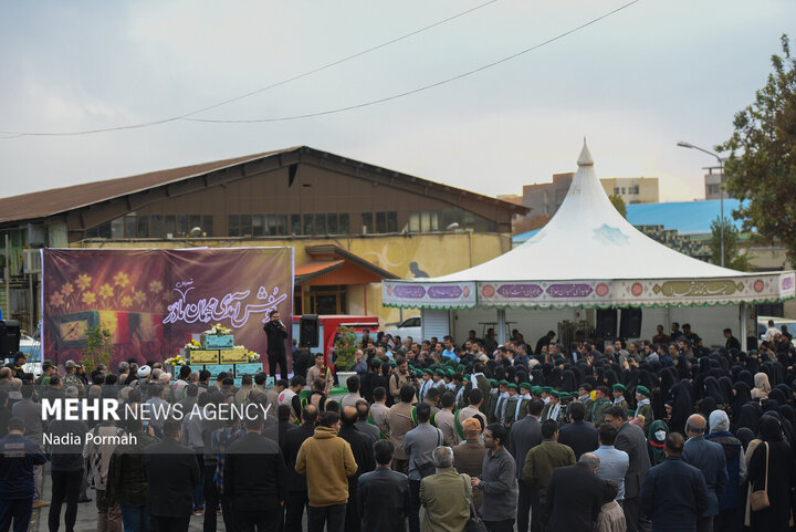 Photos: Funeral of 10 unidentified martyrs in Iran's Karaj