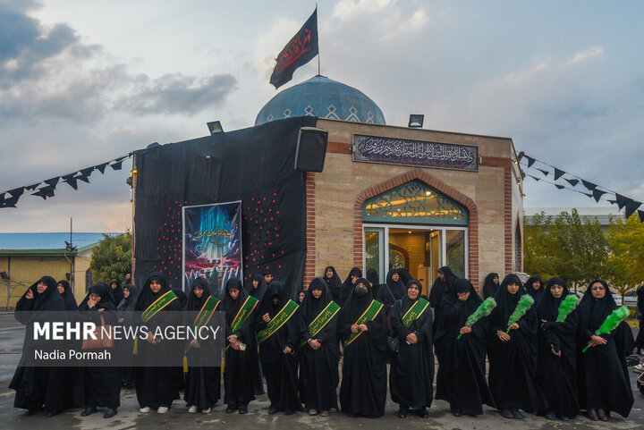 Photos: Funeral of 10 unidentified martyrs in Iran's Karaj