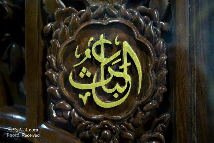 تصاویر | زیبایی کتیبه‌ها و تزئینات اسلامی نقش‌بسته بر درب‌های حرم حضرت ابوالفضل(ع)