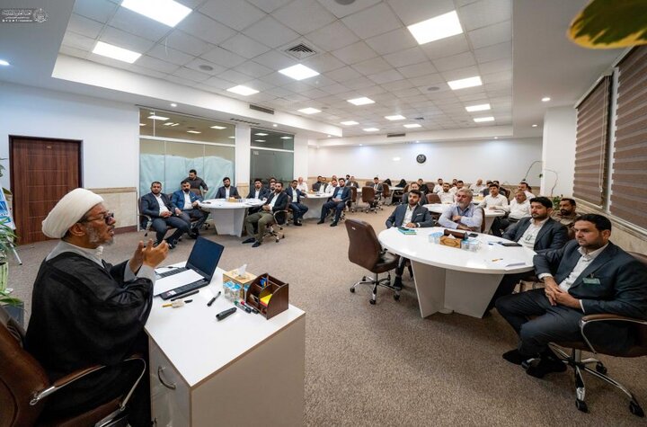 تقرير مصور/ إقامة دورة تدريبية حول سلامة اللغة العربية في المخاطبات الرسمية في النجف الأشرف