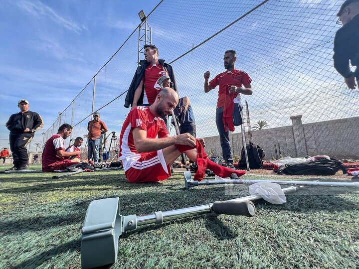 Wêneya Nûçeyan | Werzişvanên Filistînî yên ampûtekirî li Xezzeyê dicivin; Pêşbirka futbolê ya "Kûpaya Hêviyê" dest pê dike