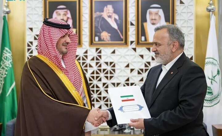 نامەکەی پزشکیان بۆ بێن سەلمان چی تێدا بوو؟