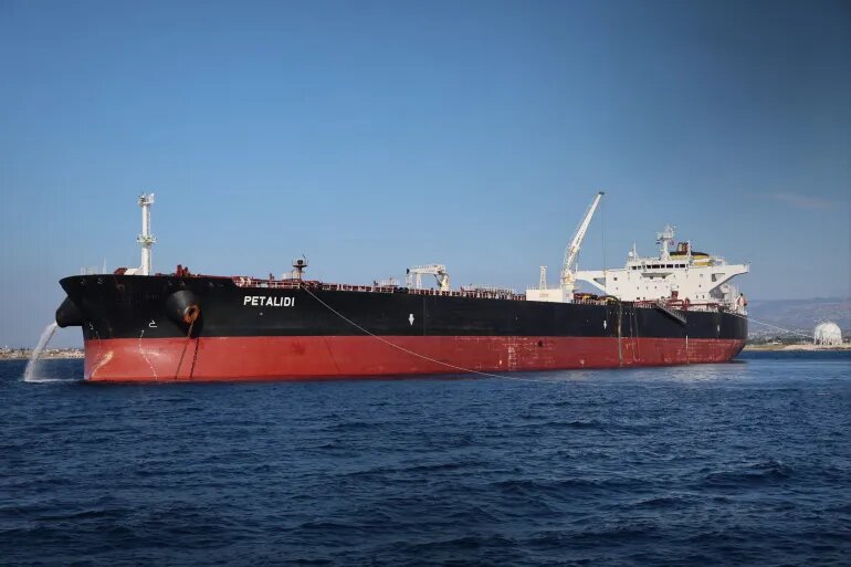 حکومت جولانی ۶۵۰ هزار بشکه نفت مجانی از عربستان دریافت کرد