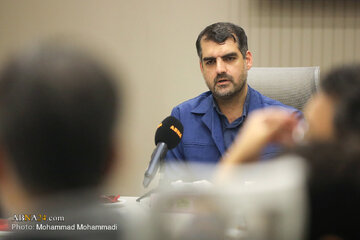 Nûnerê Qumê di Meclîsa Şêwirmendiya Îslamî de ji Rojnamegeriya ABNA serdan kir / Rexne li hewldanên qelskirina saziyên çandî girt