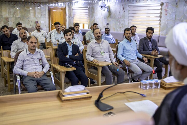 تقرير مصور/ تقديم محاضرة دينية عن الشبهات المعاصرة في كربلاء