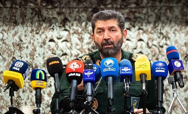  تشییع ۳۰۰ شهید گمنام هم‌زمان با سالروز شهادت حضرت زهرا(س) تجلی وحدت ملی پس از دفاع مقدس ۱۲روزه است