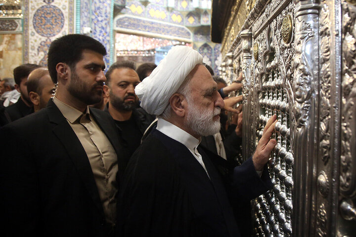 တရားသူကြီးချုပ်  H.I မိုဟ်စင်နီ အယေအီ သည်  သခင်မကြီး မအ်စူမဟ် ကွမ်း (စ.အ) ရောင်ဇာတော်သို့လာ ရောက်ဇေယာရသ် ပြု ။ ။ Photos