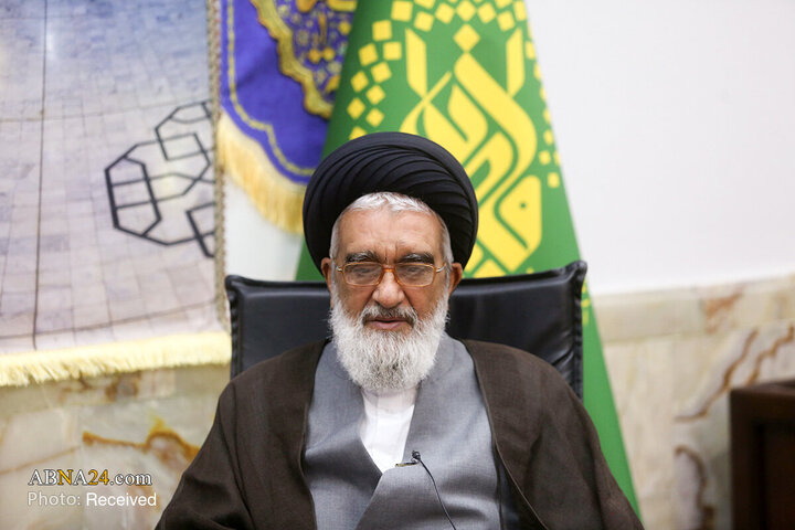 တရားသူကြီးချုပ်  H.I မိုဟ်စင်နီ အယေအီ သည်  သခင်မကြီး မအ်စူမဟ် ကွမ်း (စ.အ) ရောင်ဇာတော်သို့လာ ရောက်ဇေယာရသ် ပြု ။ ။ Photos