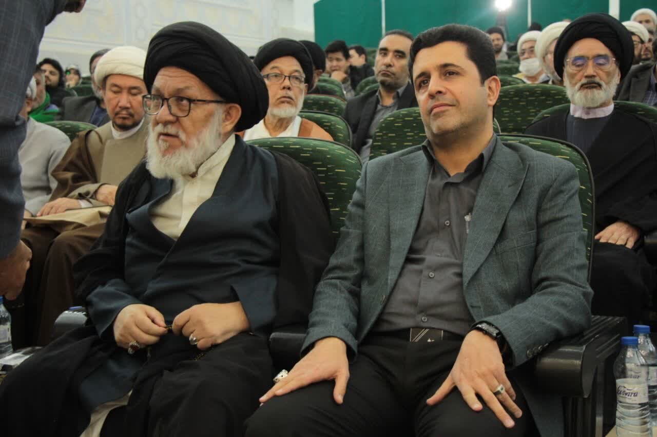 همایش مفاخر هجرت: استاد موسوی نماد علم و مجاهدت افغانستانی‌ها