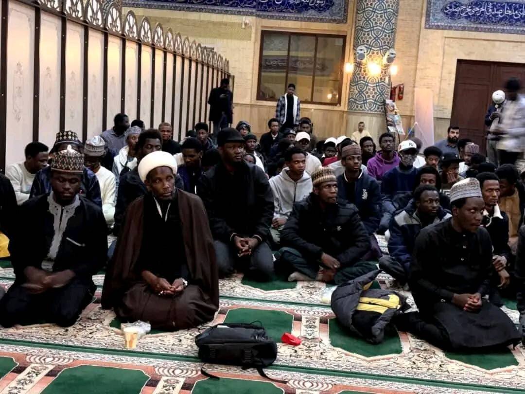 အာယာသွလ္လာဟ် ရှိက်ခ် ဇက်ဇကီ ၏ ဇနီး မှ တီဟီရန် မြို့ တွင် သခင်မကြီး ဇဲဟ်ရာ (စ.အ) ၏ရှဟာဒသ် မဂျ်လစ် တွင် တရားဟောကြား ။ ။ Photos