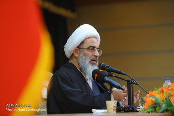 آیت‌الله محمدجواد فاضل لنکرانی: اصول فقه، منطق فهم تمام دین است و نباید به احکام منحصر شود