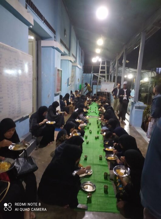 ပြည် မြို့ မဂို ရှီအဟ် မတ်စ်ဂျစ်ဒ်  တွင် နိုဝင်ဘာလ ၁၉ ရက်နေ့တွင် ပြုလုပ်သည့် သခင်မကြီး ဖွာတွေမဟ် ဇဲဟ်ရာ (စ.အ) ၏ ရှဟာဒသ် မဂျ်လစ်  ။ ။ Photos