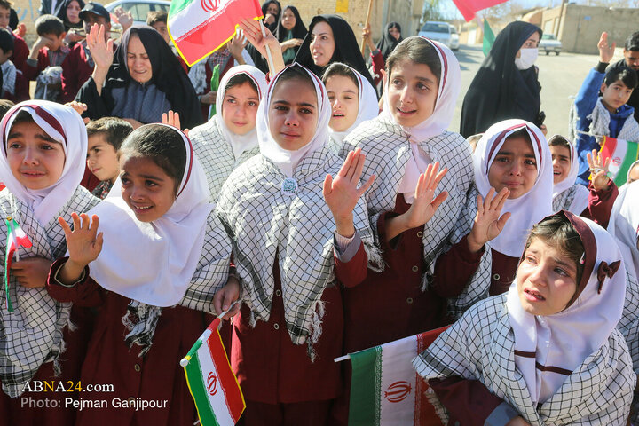 آیین بدرقه کاروان «اهالی بهشت» در اصفهان