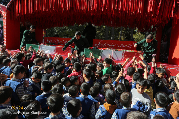 آیین بدرقه کاروان «اهالی بهشت» در اصفهان