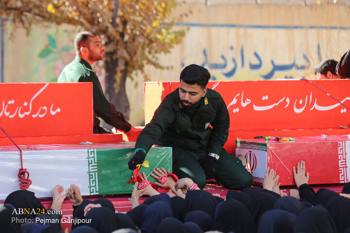 آیین بدرقه کاروان «اهالی بهشت» در اصفهان