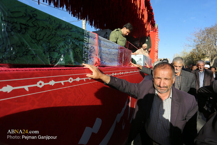 آیین بدرقه کاروان «اهالی بهشت» در اصفهان