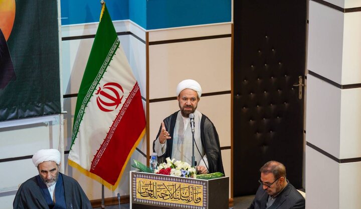 علامه بهابادی، نماد جامعیت علمی، عرفانی و سیاسی در تاریخ تشیع است