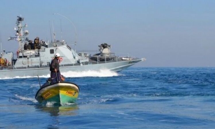 Israeli Navy Detains Three Palestinian Fishermen off Gaza Coast