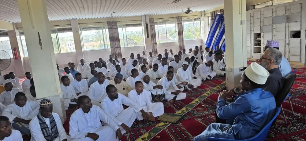 Dar-es-salaam | Kikao cha kufunga mwaka wa 2025 cha Jamiat Al-Mustafa International Foundation baina ya Wanafunzi na Mkuu wa Chuo