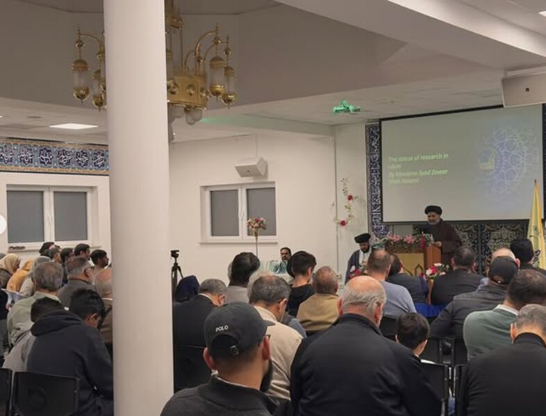 مسجد شیعی نروژ میزبان مراسم تقدیر از فارغ‌التحصیلان دکتری + تصاویر