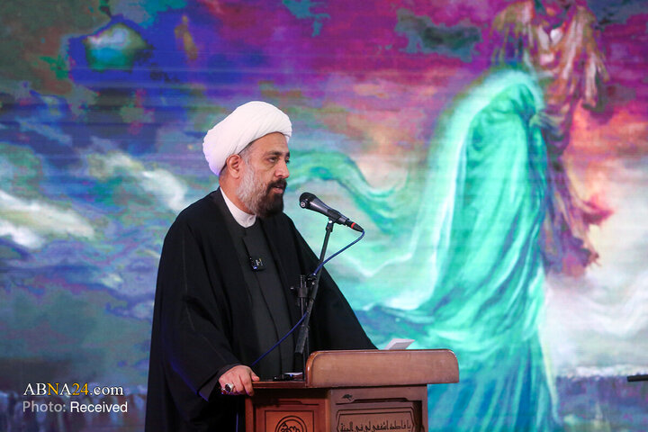 سوگواری بانوان برای بانوی دو عالم در حرم بانوی کرامت