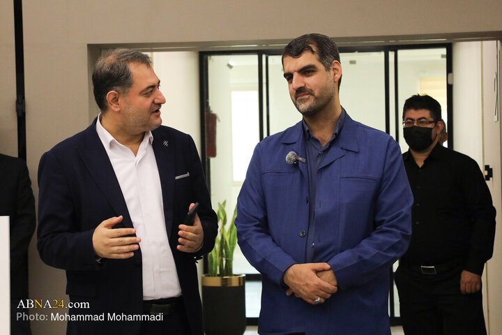 Informe fotográfico | Fotos: el representante de la gente de Qom en la Asamblea Consultiva Islámica visita la Agencia de Noticias Internacional AhlulBayt (ABNA)