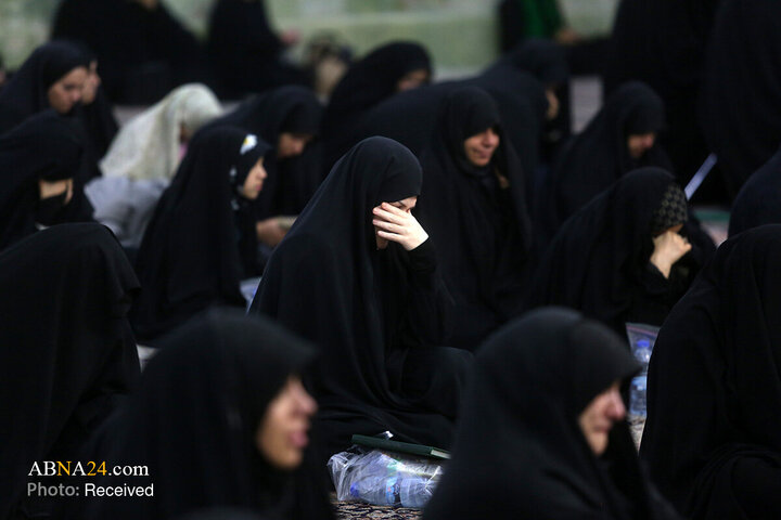 Informe fotográfico | Duelo de mujeres por la Excelencia Fátima Masuma (la paz sea con ella) en el santuario de la Dama de la Misericordia