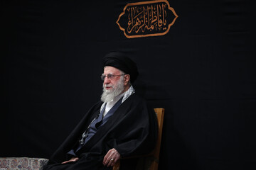 ইমাম খোমেইনী (রহ.)-এর হুসাইনিয়ায় হযরত ফাতেমা যাহরা (সা.আ.)-এর শাহাদাত বার্ষিকীর শোক অনুষ্ঠান+ছবি।