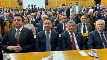 Koma Yenî Yol wê tevlî şandeya ku dê biçe Îmraliyê nebe