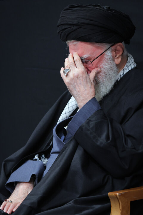 Imam Khamenei attends first night of mourning ceremony for Hazrat Zahra