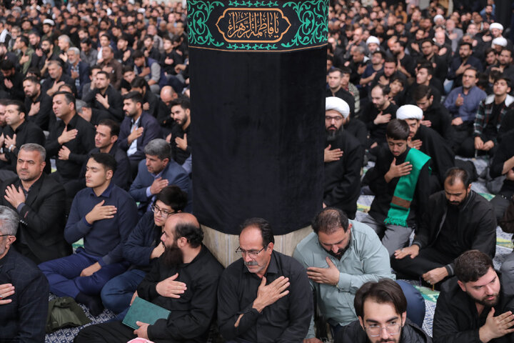 Imam Khamenei attends first night of mourning ceremony for Hazrat Zahra