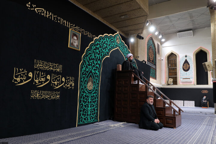 Imam Khamenei attends first night of mourning ceremony for Hazrat Zahra