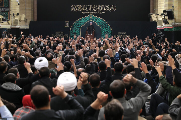 Imam Khamenei attends first night of mourning ceremony for Hazrat Zahra